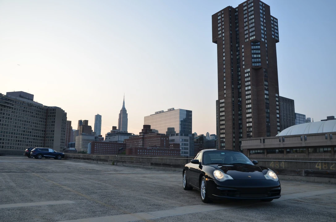 2003 Porsche 996 Carrera - Image 15 of 31