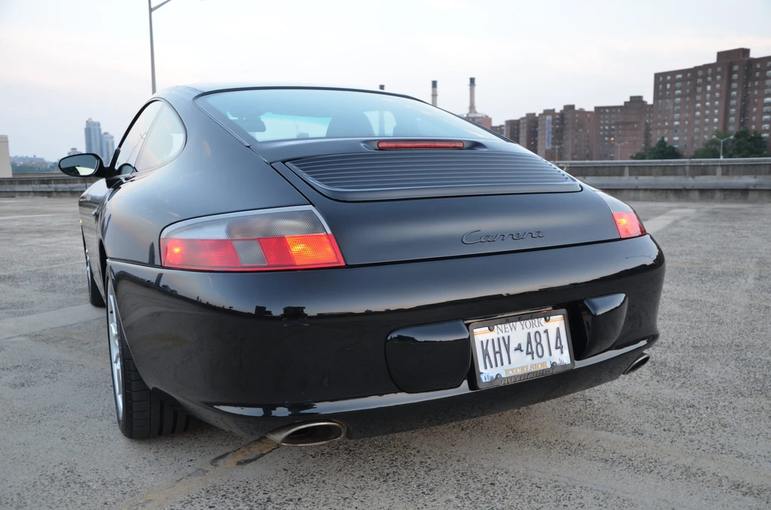 2003 Porsche 996 Carrera - Image 8 of 31