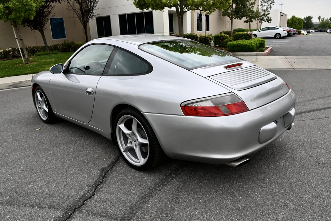 2003 Porsche 996 Carrera - Image 8 of 31
