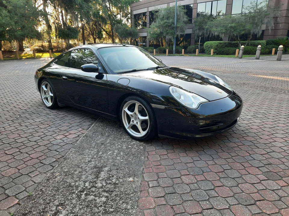 2003 Porsche 996 Carrera - Image 9 of 31