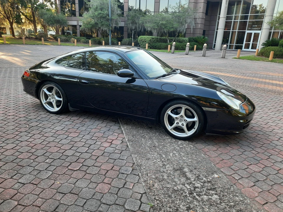 2003 Porsche 996 Carrera - Image 12 of 31