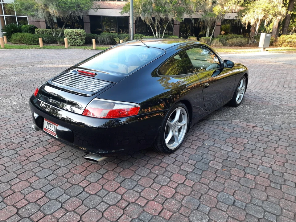 2003 Porsche 996 Carrera - Image 19 of 31