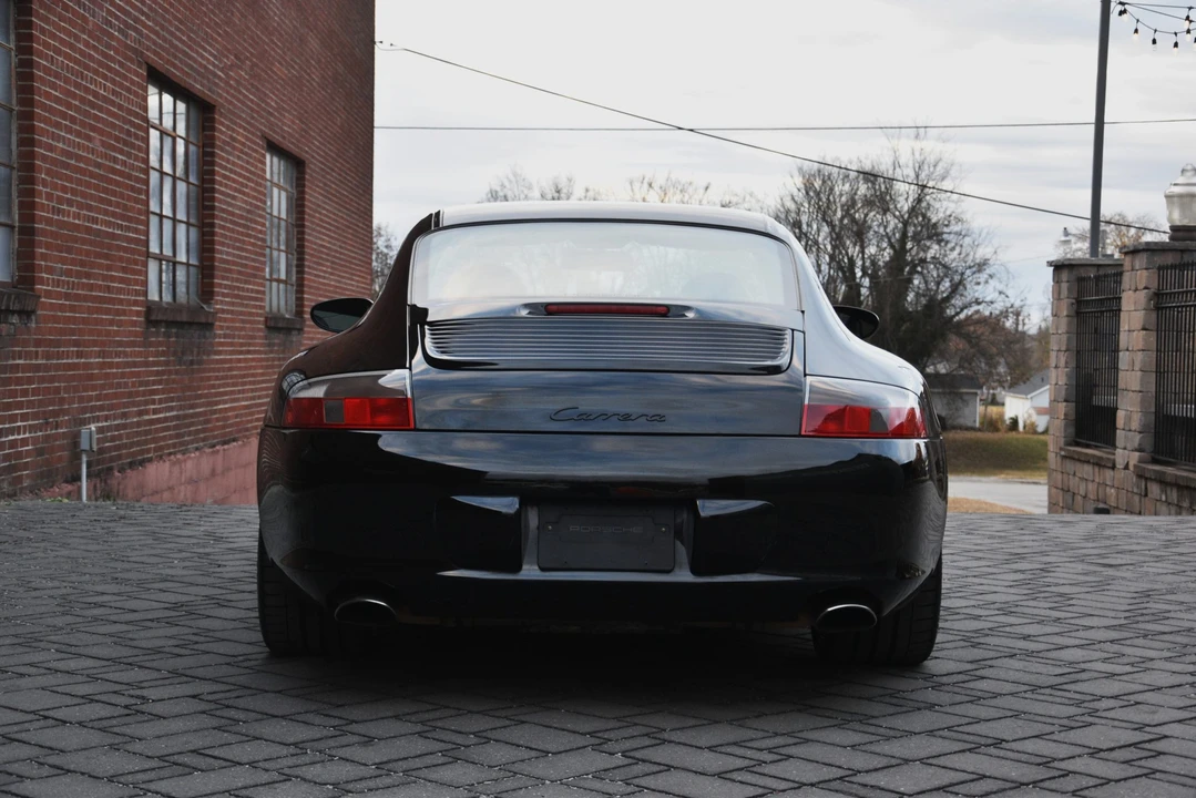 2003 Porsche 996 Carrera - Image 20 of 31