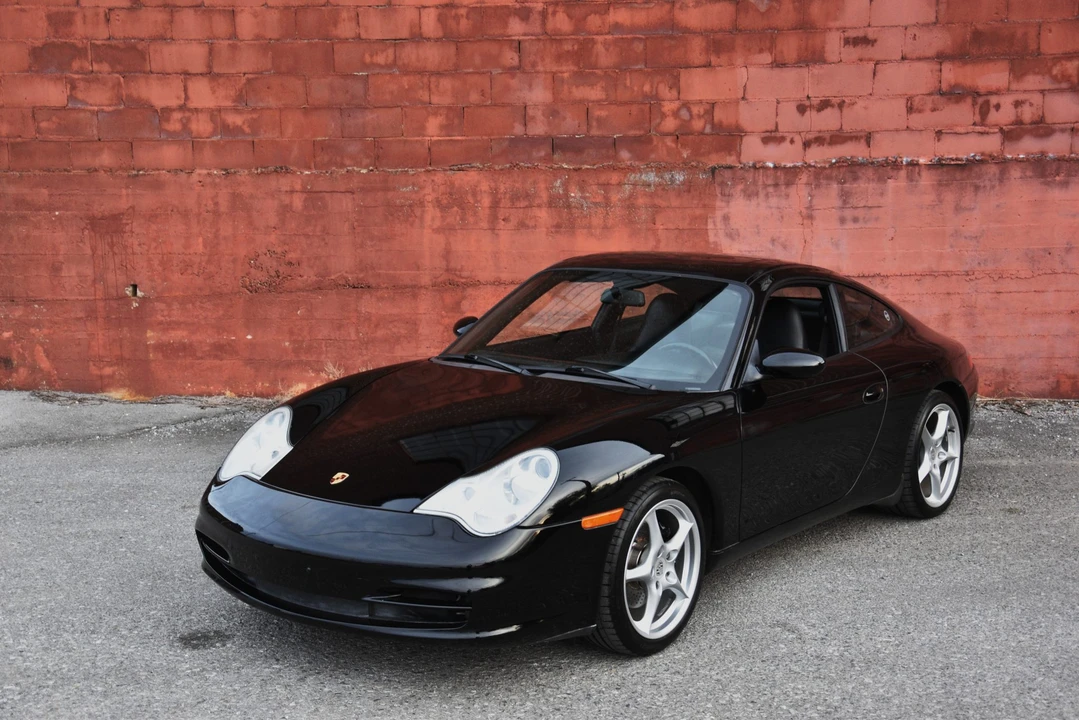 2003 Porsche 996 Carrera - Image 10 of 31
