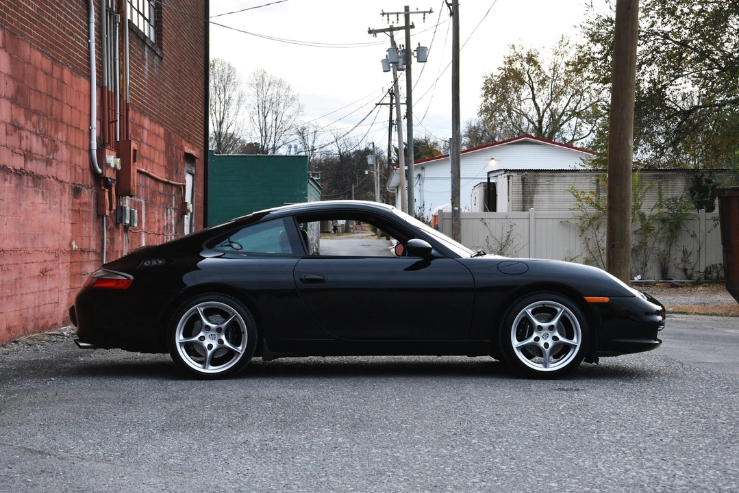2003 Porsche 996 Carrera - Image 26 of 31