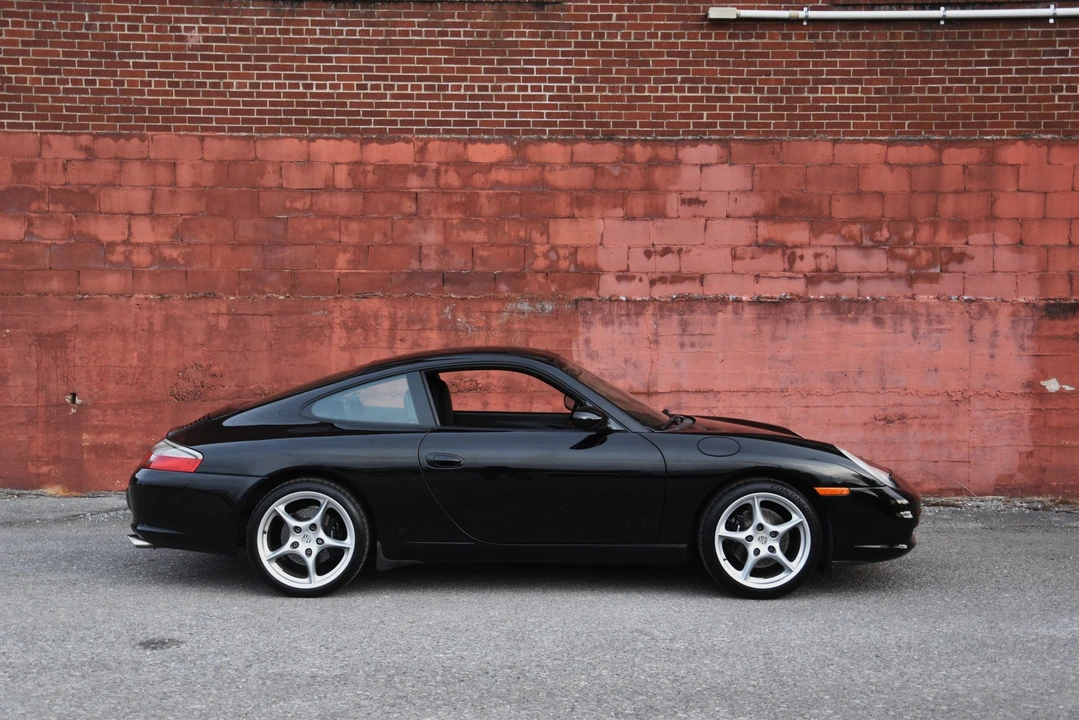 2003 Porsche 996 Carrera - Image 29 of 31