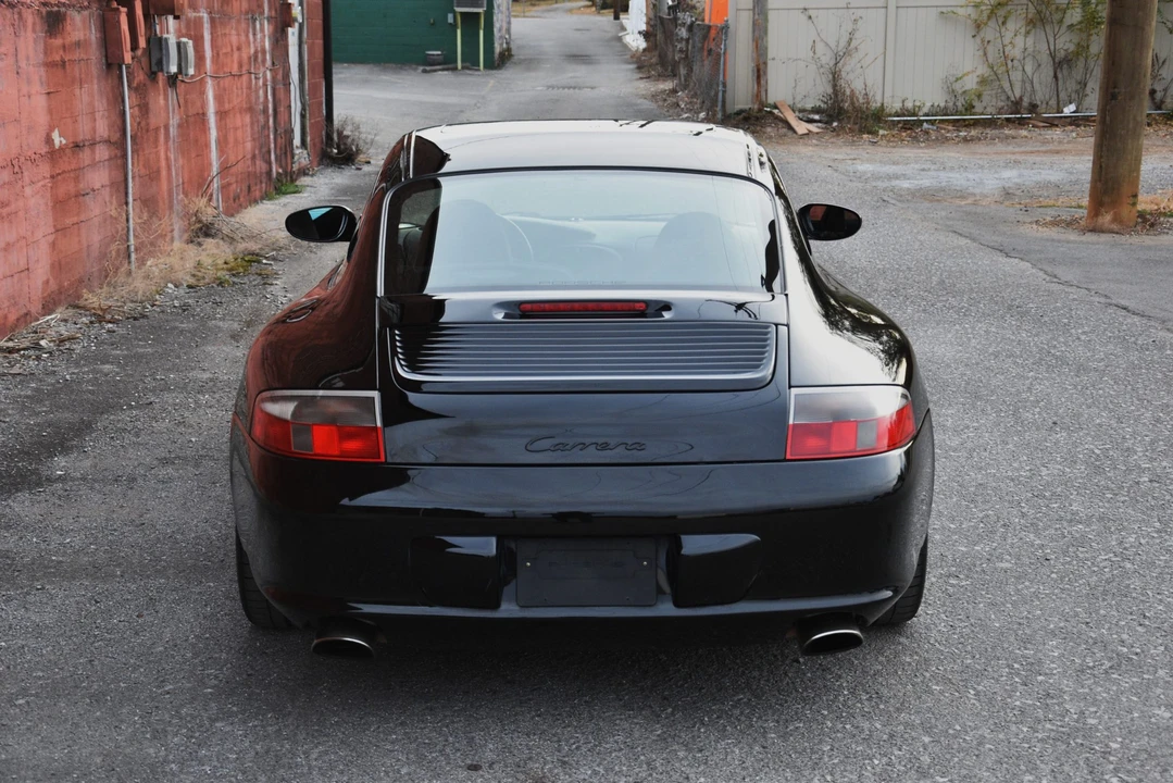 2003 Porsche 996 Carrera - Image 22 of 31
