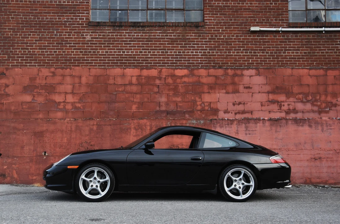 2003 Porsche 996 Carrera - Image 13 of 31