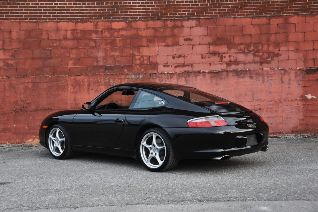 2003 Porsche 996 Carrera - Image 16 of 31