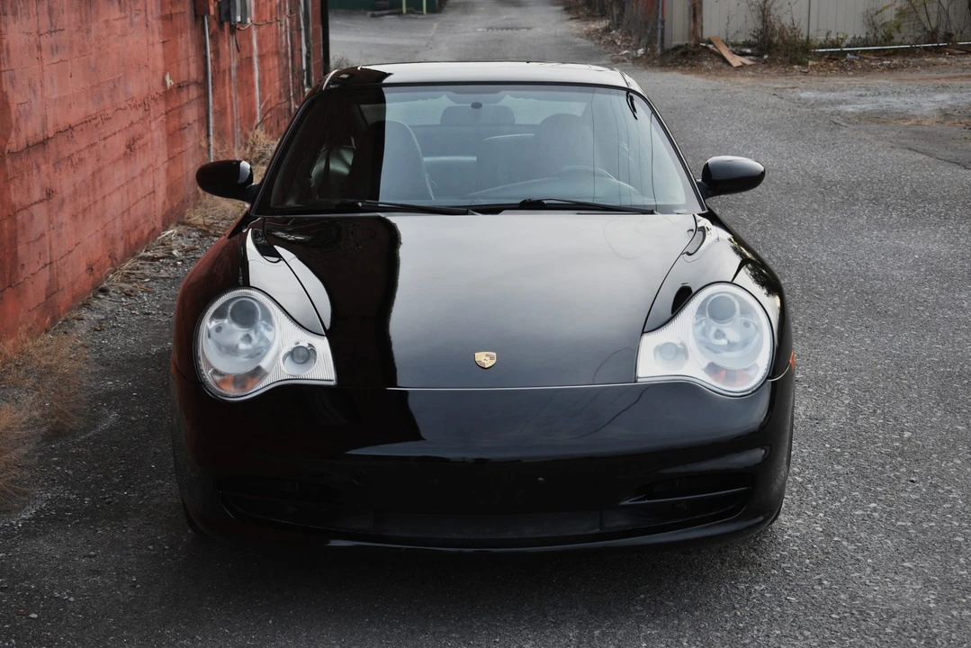 2003 Porsche 996 Carrera - Image 5 of 31