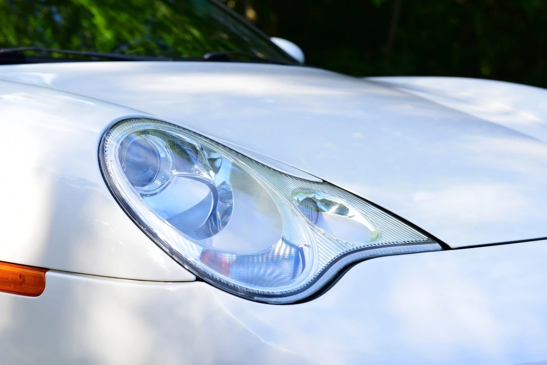 2003 Porsche 996 Carrera - Image 16 of 31
