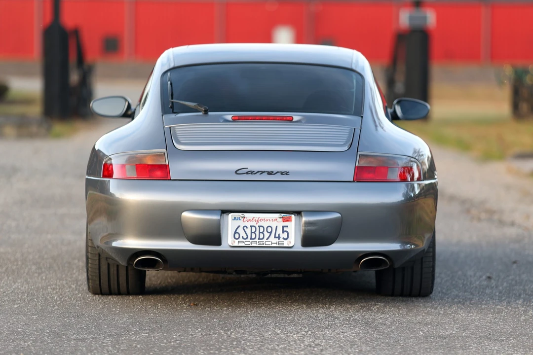 2003 Porsche 996 Carrera - Image 26 of 31