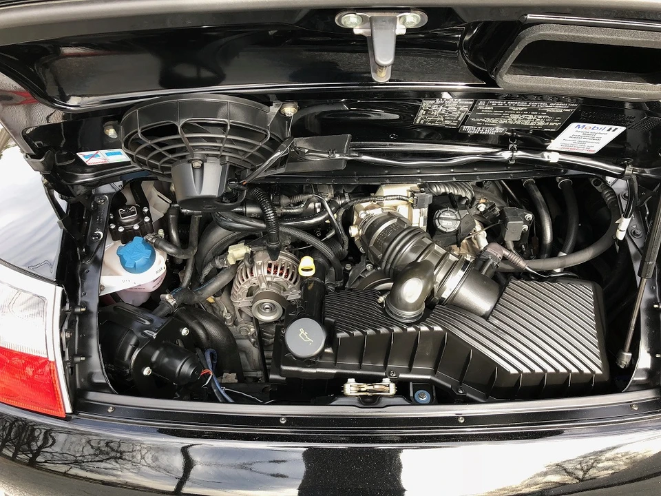 2003 Porsche 996 Carrera - Image 26 of 31
