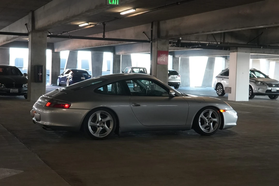 2003 Porsche 996 Carrera - Image 26 of 31