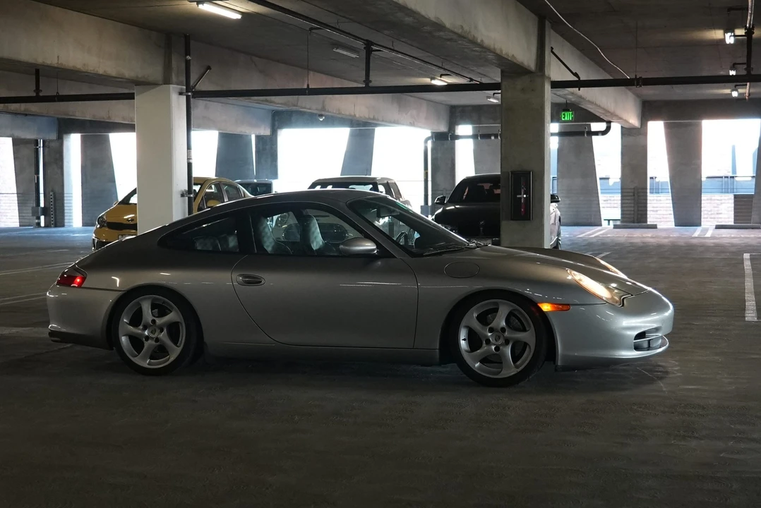 2003 Porsche 996 Carrera - Image 24 of 31