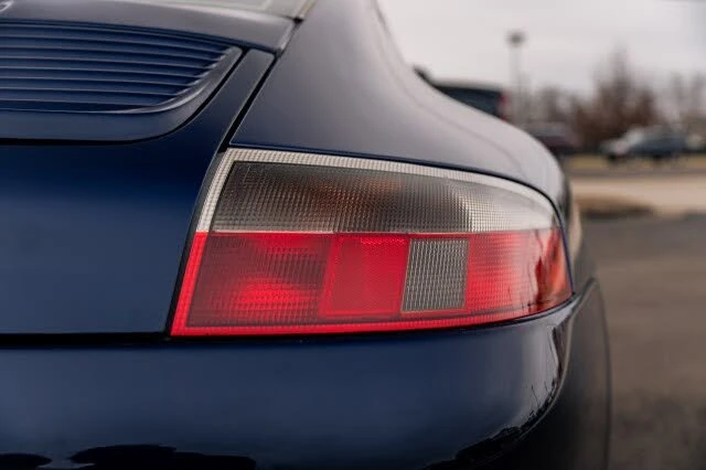 2003 Porsche 996 Carrera - Image 12 of 31
