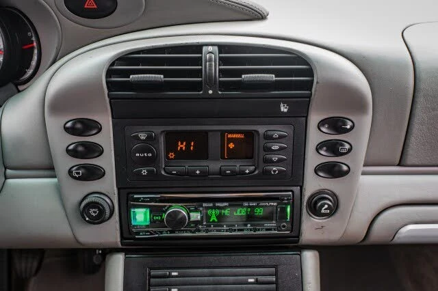 2003 Porsche 996 Carrera - Image 24 of 31