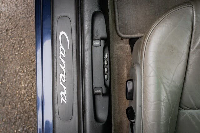 2003 Porsche 996 Carrera - Image 20 of 31