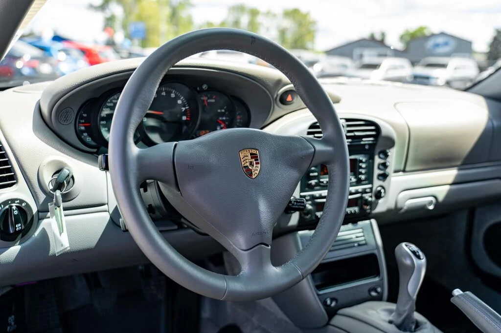 2003 Porsche 996 Carrera - Image 19 of 31