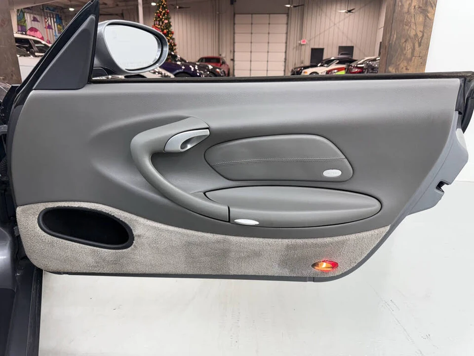 2003 Porsche 996 Carrera - Image 31 of 31