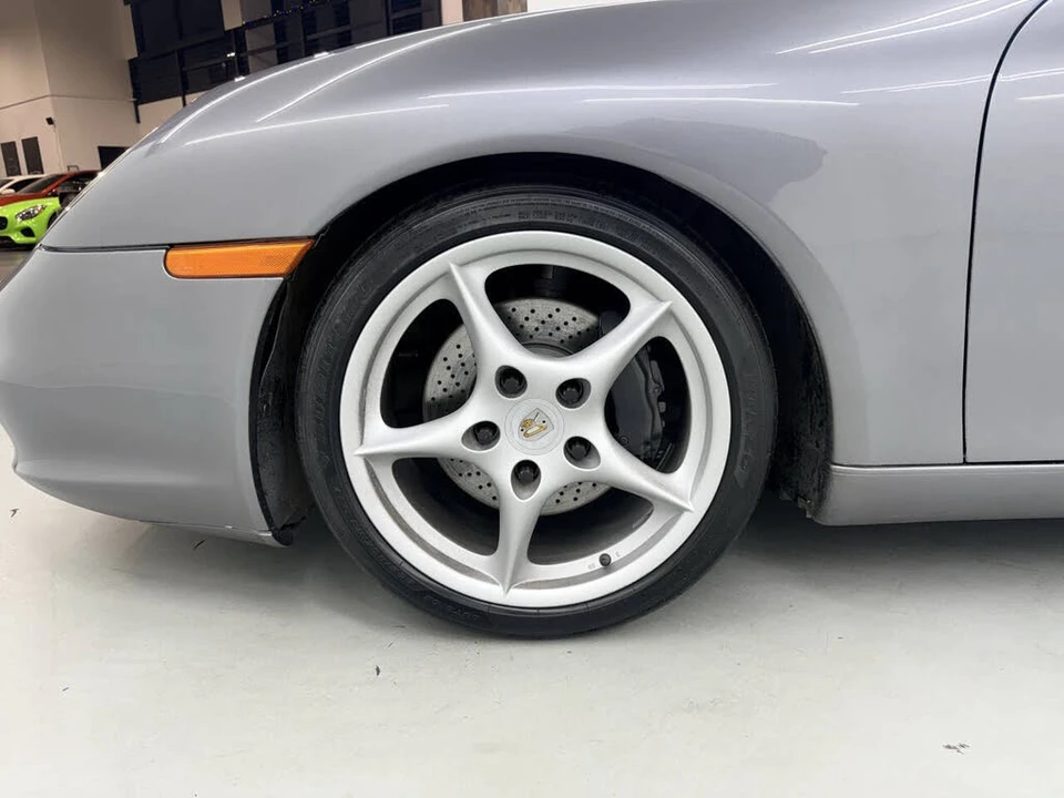 2003 Porsche 996 Carrera - Image 9 of 31
