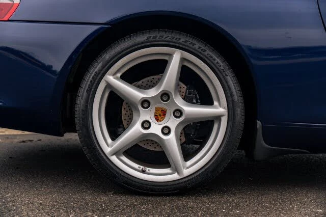 2003 Porsche 996 Carrera - Image 13 of 31