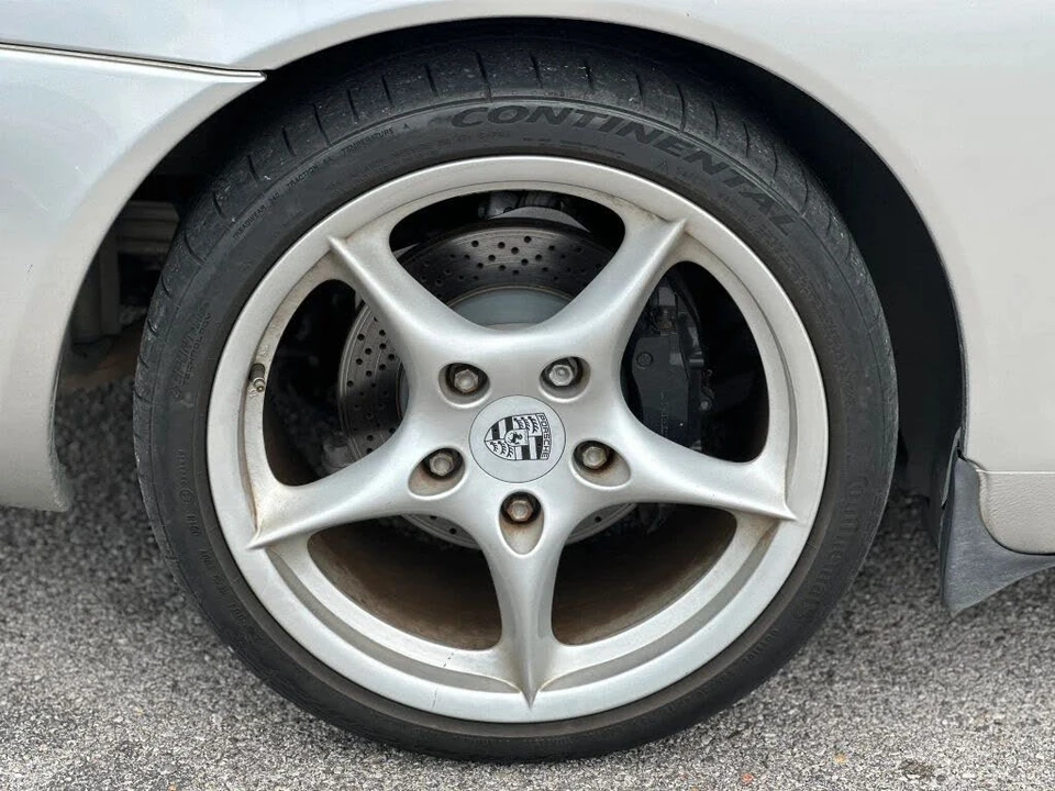 2003 Porsche 996 Carrera - Image 19 of 31