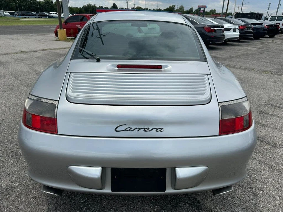 2003 Porsche 996 Carrera - Image 26 of 31
