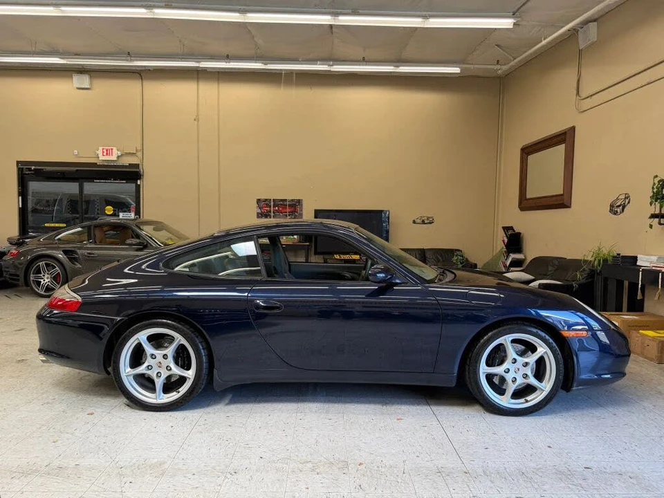 2003 Porsche 996 Carrera - Image 2 of 18