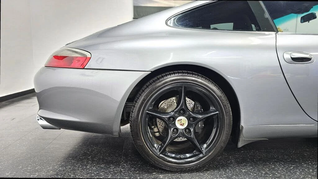 2003 Porsche 996 Carrera - Image 22 of 31