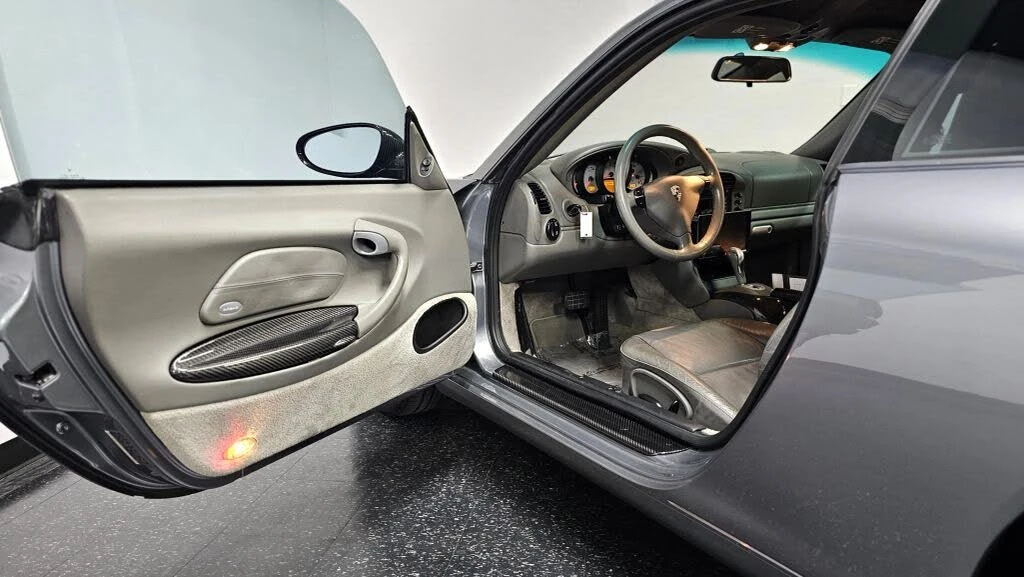 2003 Porsche 996 Carrera - Image 10 of 31