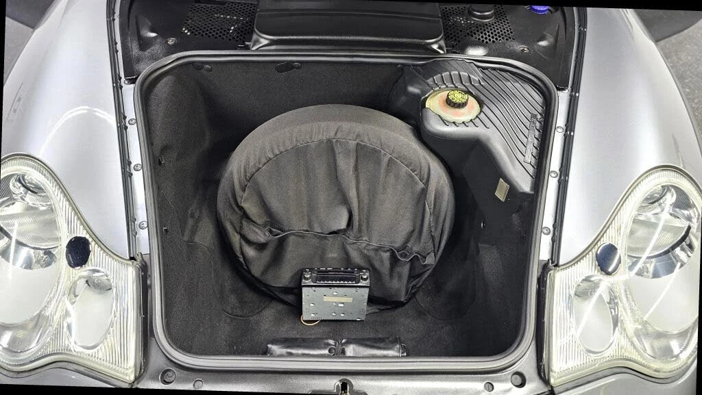 2003 Porsche 996 Carrera - Image 8 of 31