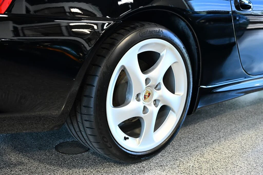 2003 Porsche 996 Carrera - Image 17 of 31