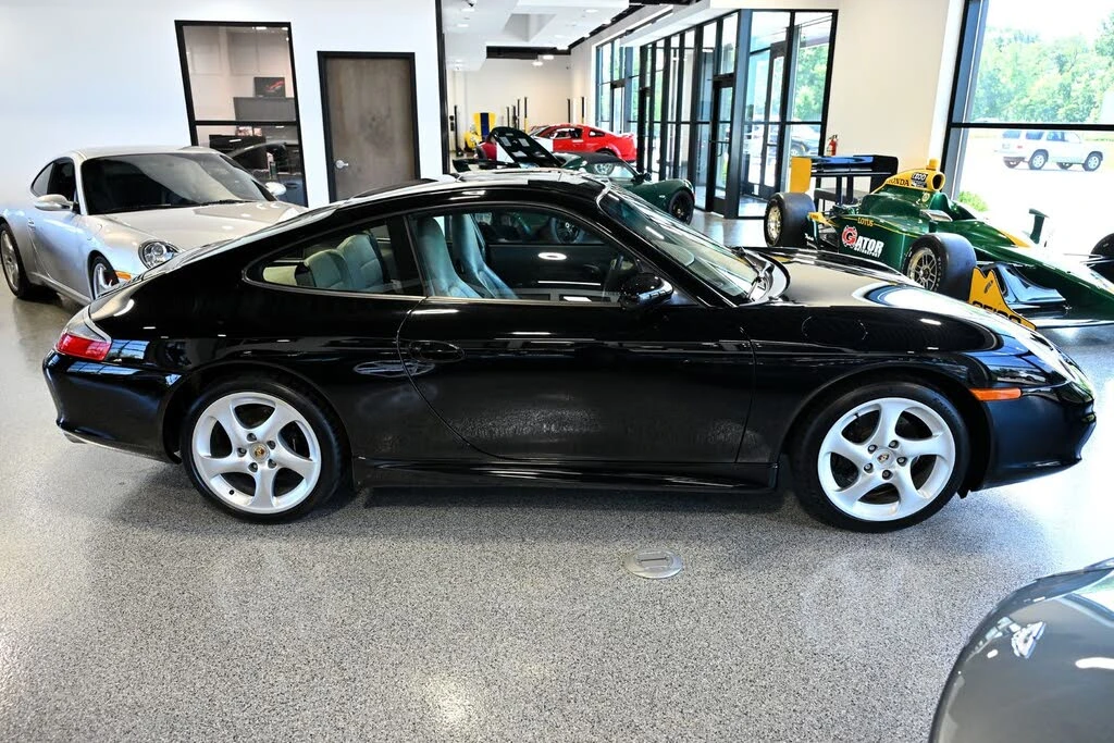 2003 Porsche 996 Carrera - Image 10 of 31