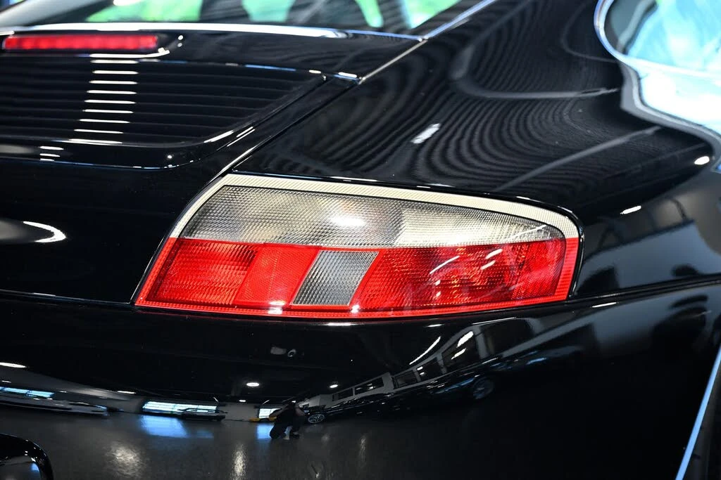 2003 Porsche 996 Carrera - Image 15 of 31