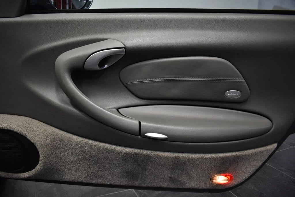 2003 Porsche 996 Carrera - Image 19 of 25