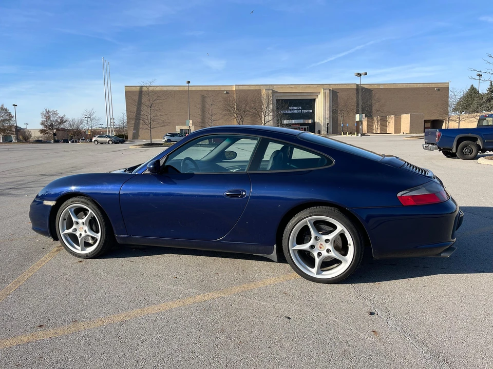 2003 Porsche 996 Carrera - Image 10 of 31