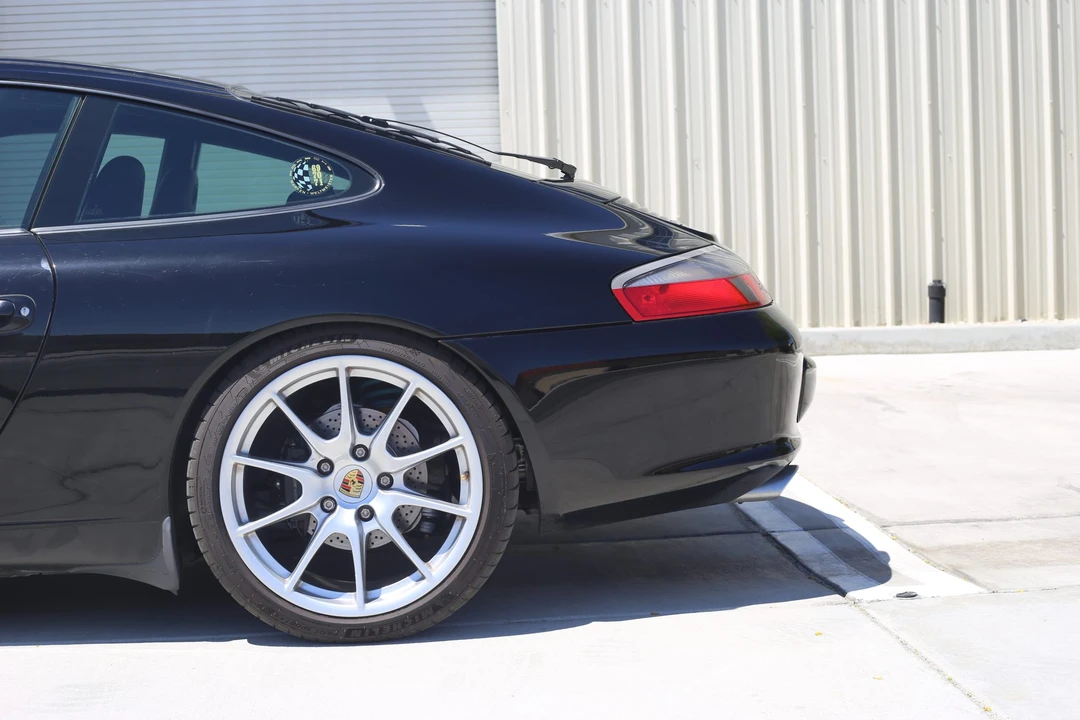 2003 Porsche 996 Carrera - Image 19 of 31
