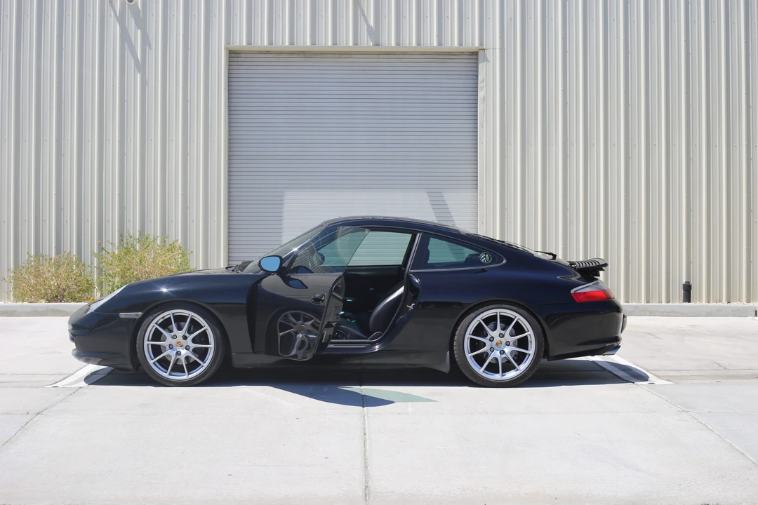 2003 Porsche 996 Carrera - Image 12 of 31