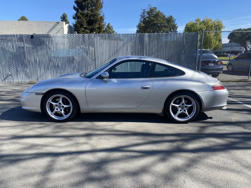 2003 Porsche 996 Carrera - Image 10 of 31