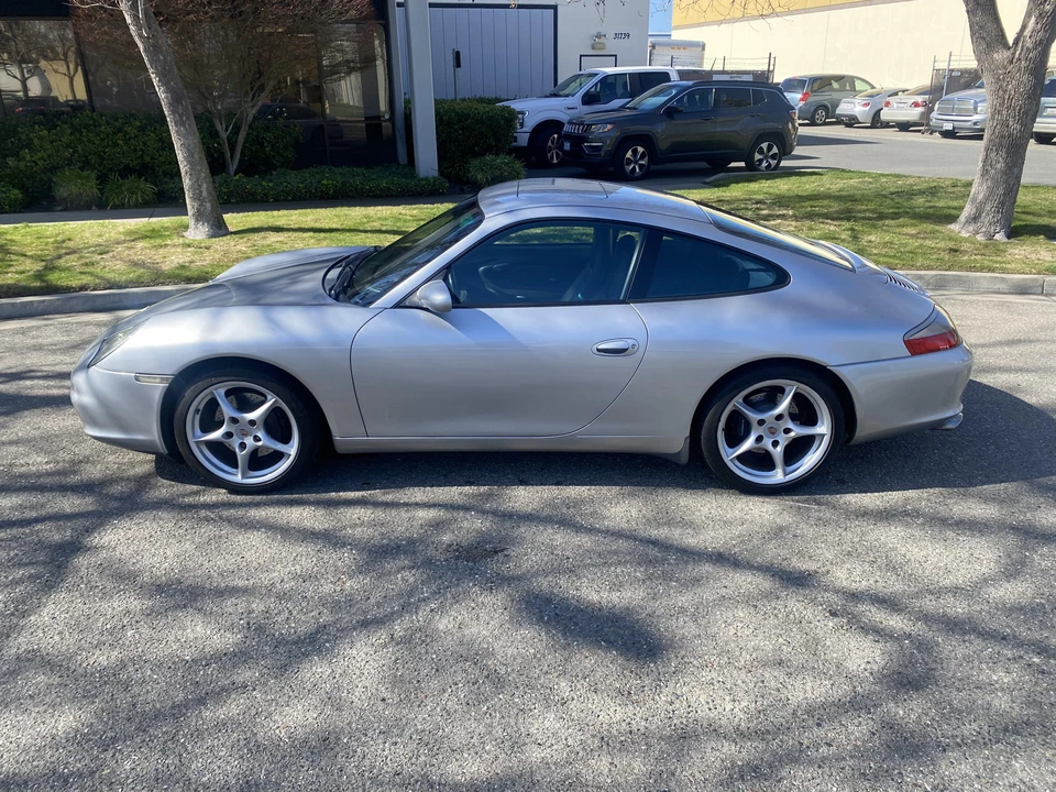2003 Porsche 996 Carrera - Image 11 of 31