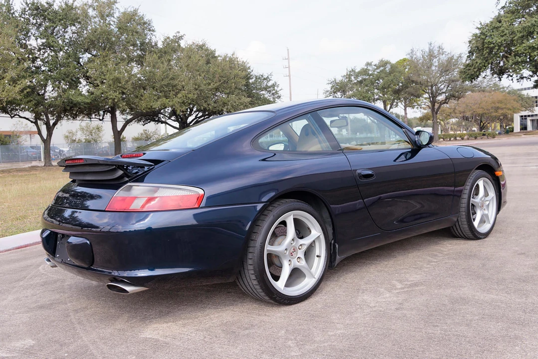 2003 Porsche 996 Carrera - Image 25 of 31