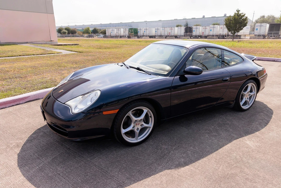 2003 Porsche 996 Carrera - Image 13 of 31