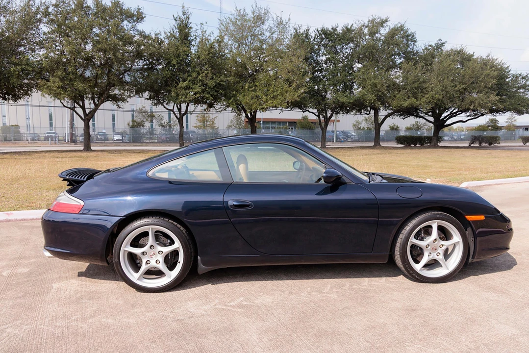 2003 Porsche 996 Carrera - Image 27 of 31