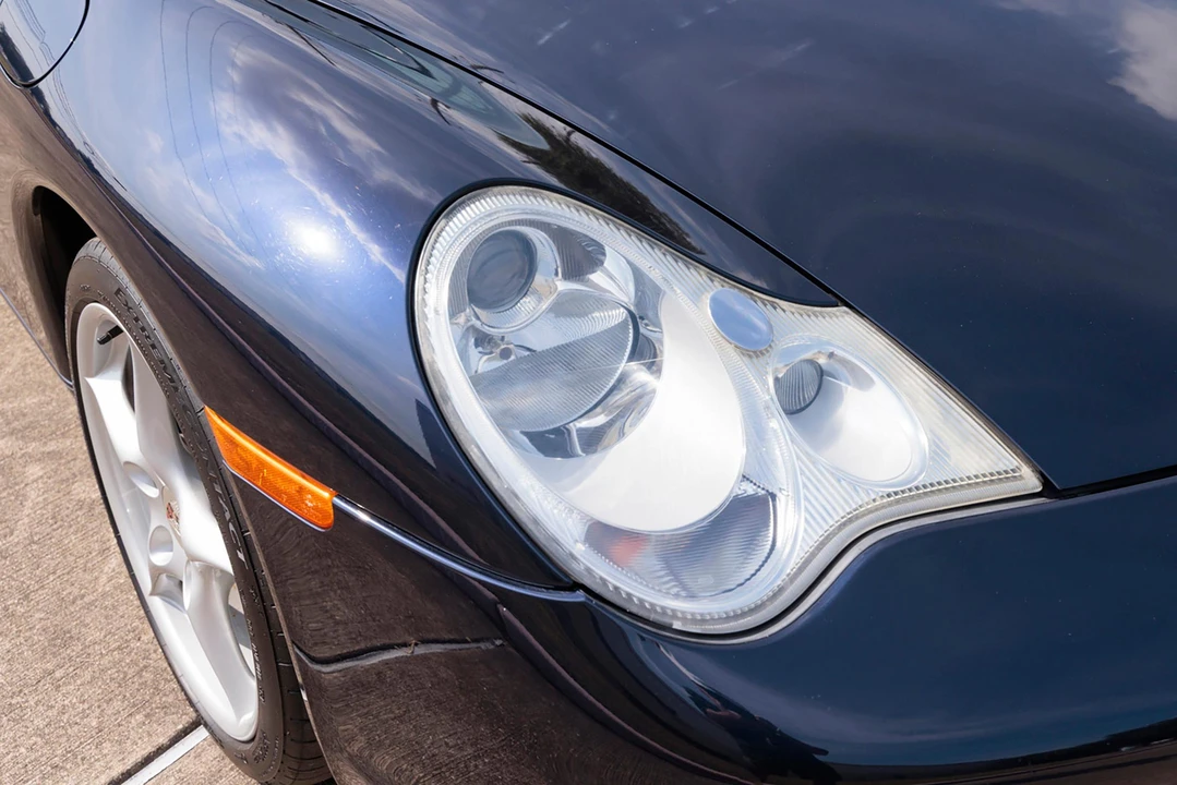 2003 Porsche 996 Carrera - Image 29 of 31