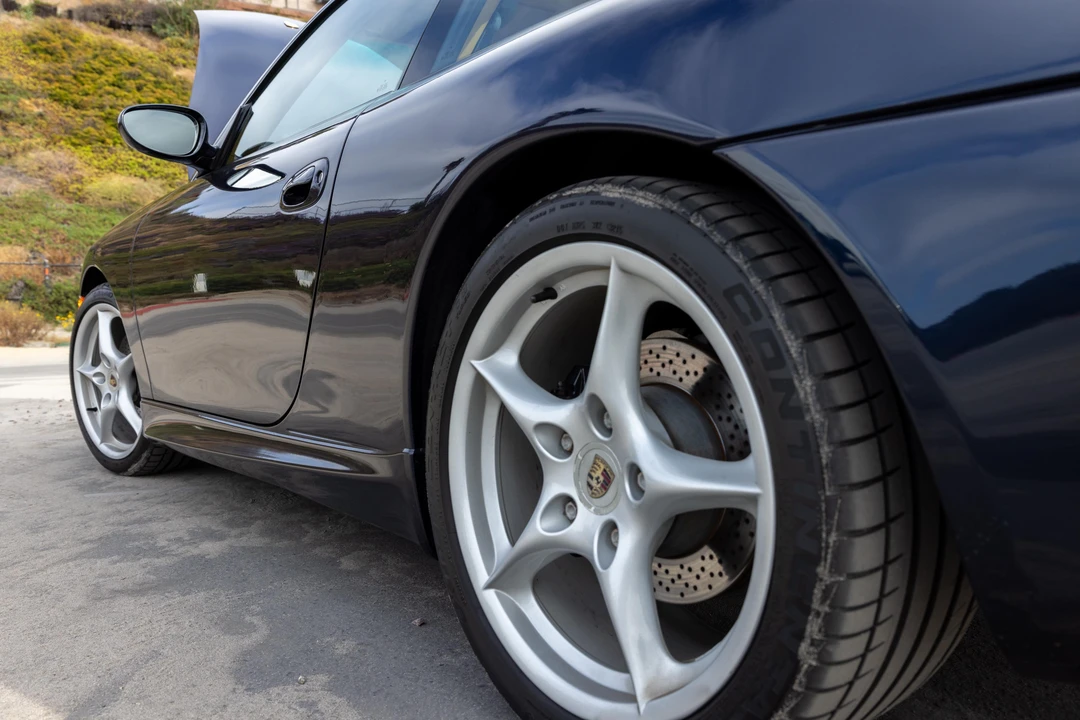 2003 Porsche 996 Carrera - Image 16 of 31