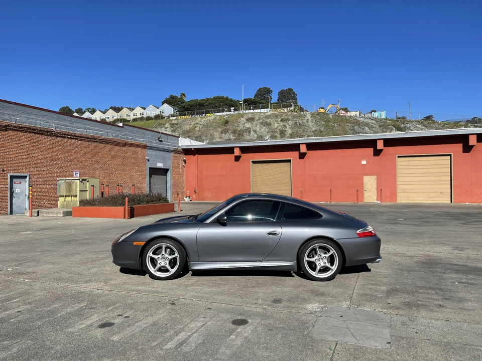 2003 Porsche 996 Carrera - Image 16 of 31