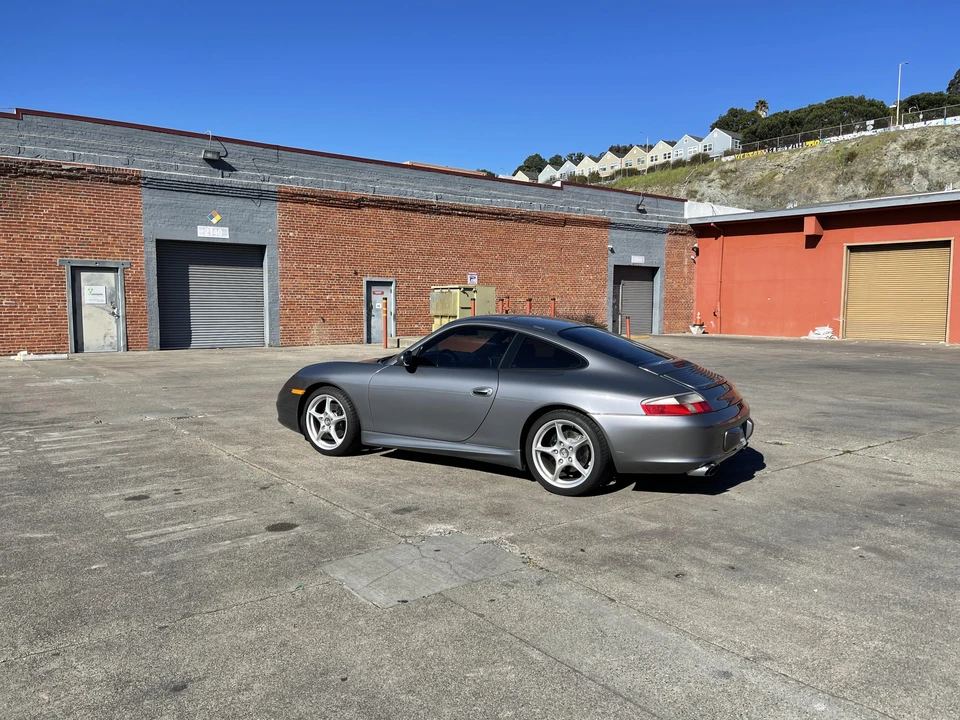 2003 Porsche 996 Carrera - Image 19 of 31