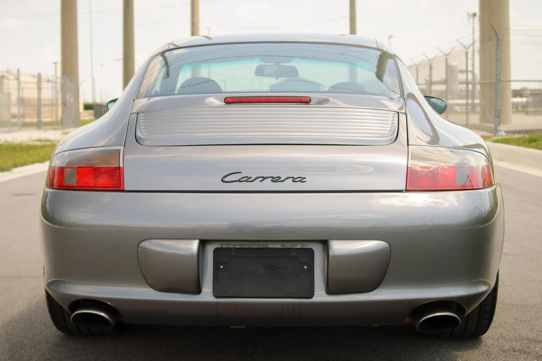 2003 Porsche 996 Carrera - Image 5 of 31