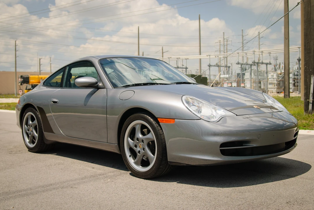 2003 Porsche 996 Carrera - Image 29 of 31